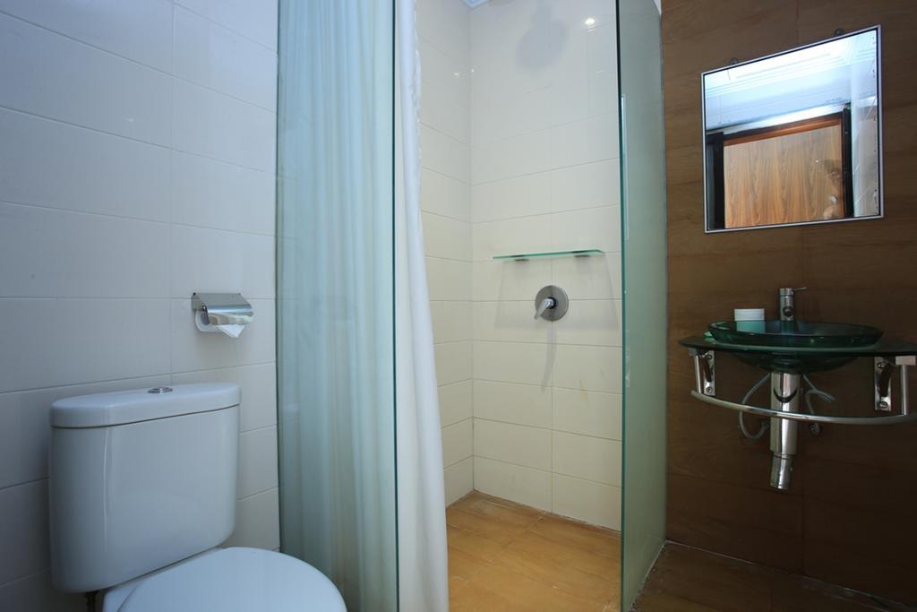 Reddoorz @ Padma Utara Otel Legian Dış mekan fotoğraf
